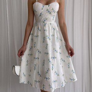 Women Dress Great Model